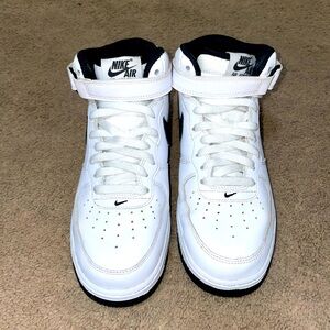 Gently Used Nike Air